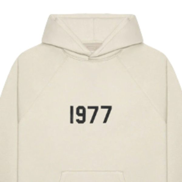 the-signature-1977-essentials-knit-hoodie